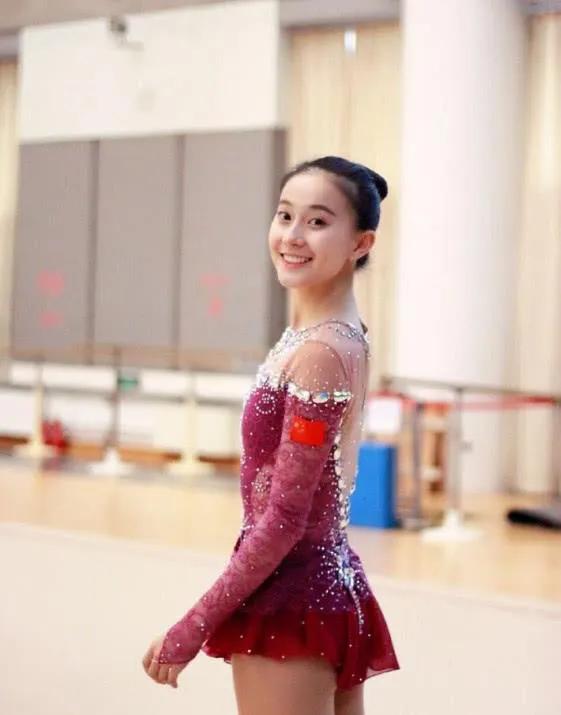 體操女神張豆豆退役後拒絕進入演藝圈，而是擔任教練，傳為佳話