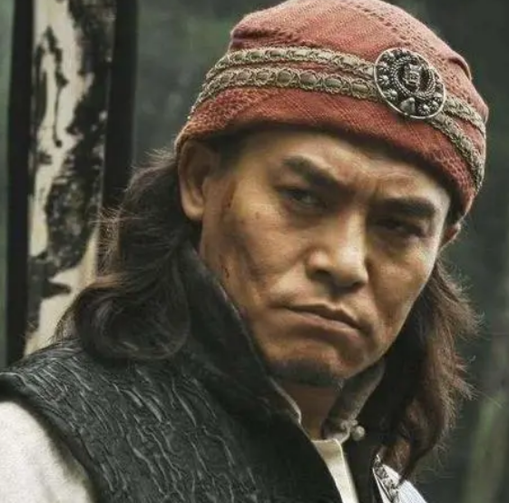 50歲老戲骨開直播，打PK向粉絲要禮物，直言刷禮物唱歌打贏可見面