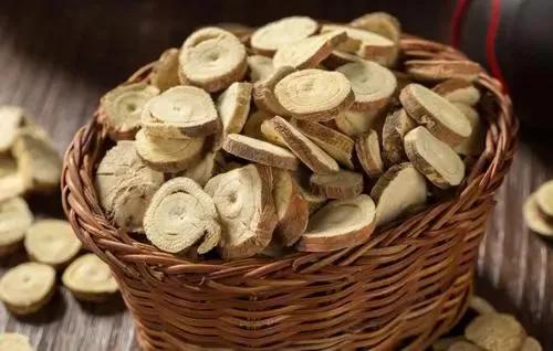 陰虛溼熱,滋陰易助溼,燥溼易傷陰,甘露飲養陰祛溼清熱 陰虛溼熱,滋陰易助溼,燥溼易傷陰,甘露飲養陰祛溼清熱