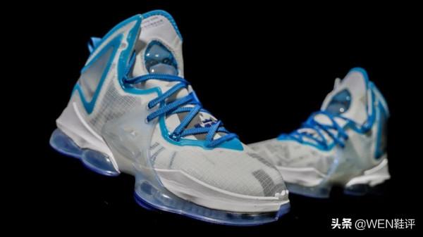 LBJ19開箱：單隻重量超一斤卻有老NIKE的味道