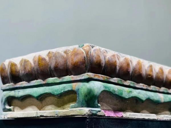 佛座，佛龕，案頭獅