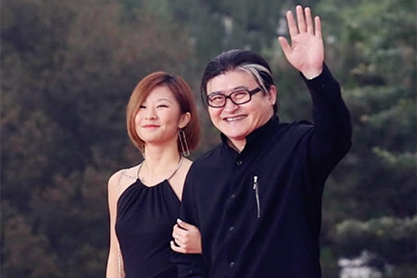 誰家的姑娘這麼美？任達華女兒養眼，高姓父女倆最像