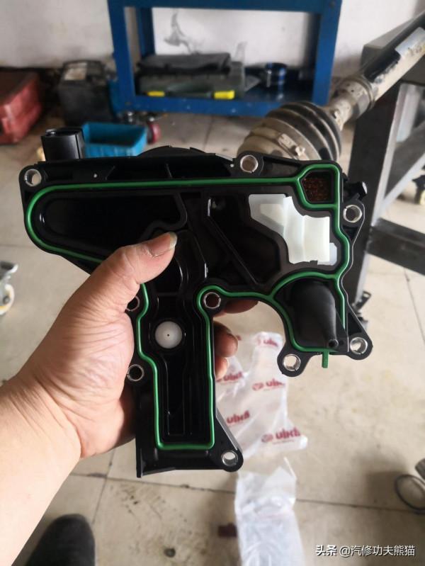 上海大眾途觀燒機油的無奈，換過五個廢氣閥三個透氣壺，今朝解決