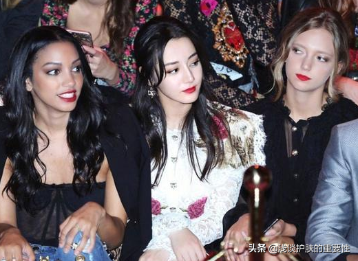 美白界都“卷”成這樣了,為什麼大家都這麼重視美白? 美白界都“卷”成這樣了,為什麼大家都這麼重視美白?