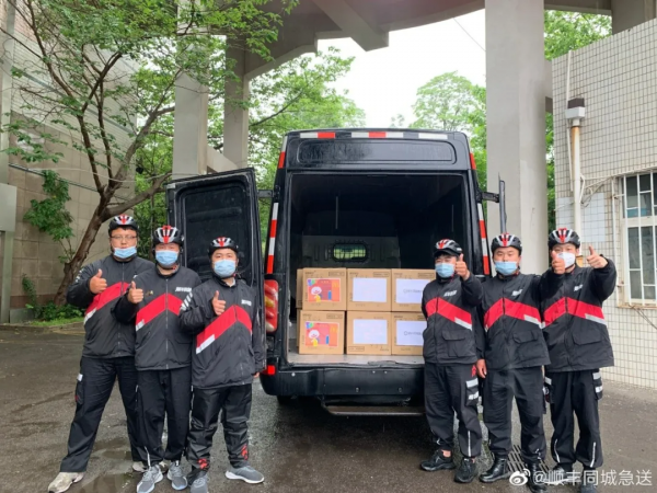 送盒飯的美團配送 也來送iPhone13 順豐同城、達達、蜂鳥、菜鳥直送會傷筋動骨嗎？即時物流“小巨頭”危機了
