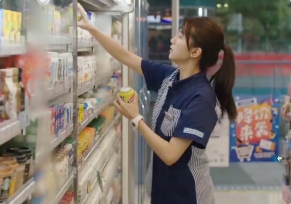 開播2集，收視率破2！力壓楊冪新劇，楊旭文新劇憑啥這麼拽？