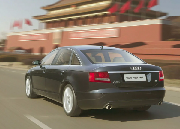 這3款低調的8缸車,當年不懂得珍惜,現在想買買不到 這3款低調的8缸車,當年不懂得珍惜,現在想買買不到