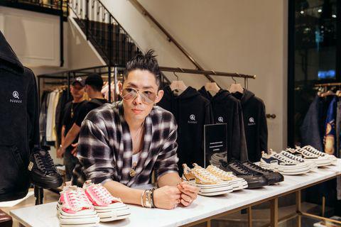 20年過去,F4各有各的故事,有人賣房賣車,有人任由豪宅變廢墟 20年過去,F4各有各的故事,有人賣房賣車,有人任由豪宅變廢墟