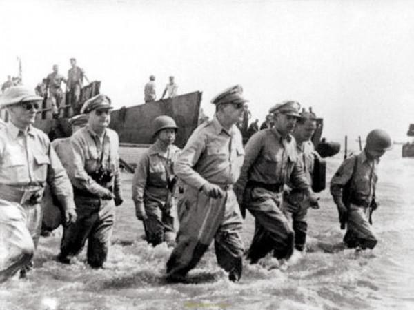 中美爭論山頭歸屬,敵方翻譯是華人,對美方轉達:志願軍定想進攻 中美爭論山頭歸屬,敵方翻譯是華人,對美方轉達:志願軍定想進攻