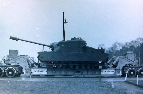 沒能趕上二戰的大傢伙,生不逢時的土龜突擊坦克 沒能趕上二戰的大傢伙,生不逢時的土龜突擊坦克