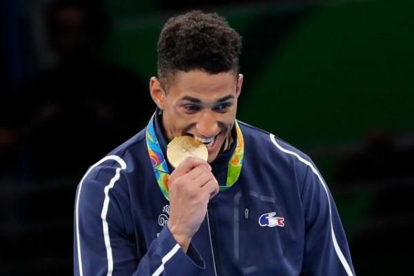 重量級世紀大戰正式敲定！奧運冠軍有望終結富里約書亞，比肩泰森