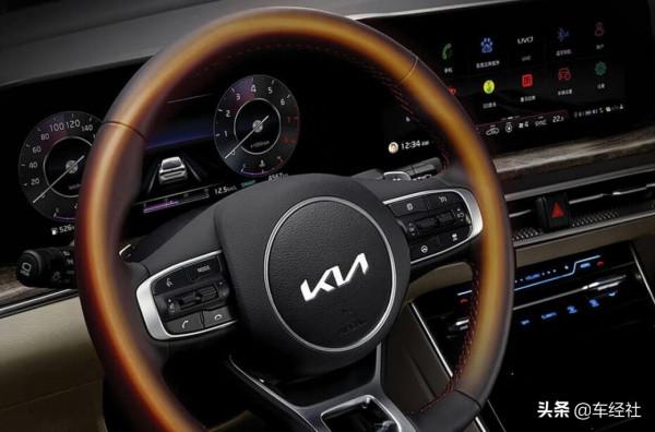 韓系歐巴VS自主靚仔，&quot;不對稱&quot;的20萬以內家轎對比，你pick誰？