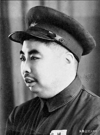 警衛員冒死救了吳法憲一家人，幾年後吳得勢，想要報恩卻找不到人