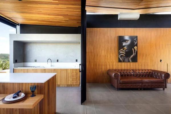 遠離城市的獨棟別墅,自帶游泳池、小花園、室外餐廳廚房,美極了 遠離城市的獨棟別墅,自帶游泳池、小花園、室外餐廳廚房,美極了