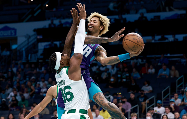 轟23+8,湖人舊將爆發!雙探花71分,綠軍兩連勝!三球25+9也沒招 轟23+8,湖人舊將爆發!雙探花71分,綠軍兩連勝!三球25+9也沒招