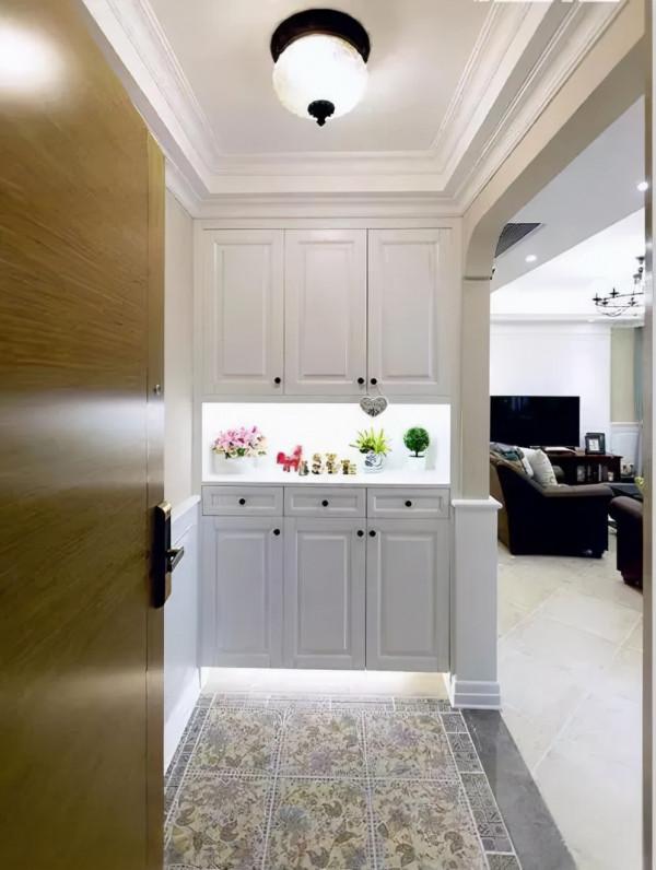 玄關吊頂這樣一裝,非常漂亮,立體時尚顯大方 玄關吊頂這樣一裝,非常漂亮,立體時尚顯大方