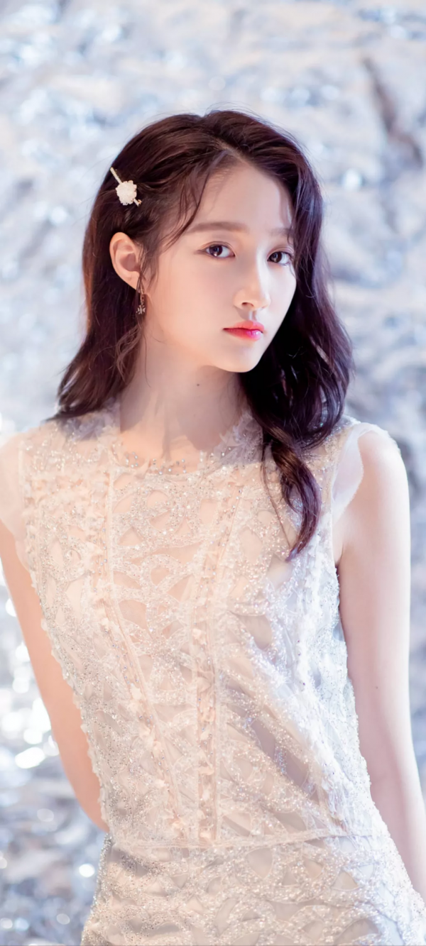 關曉彤桌布 關曉彤桌布