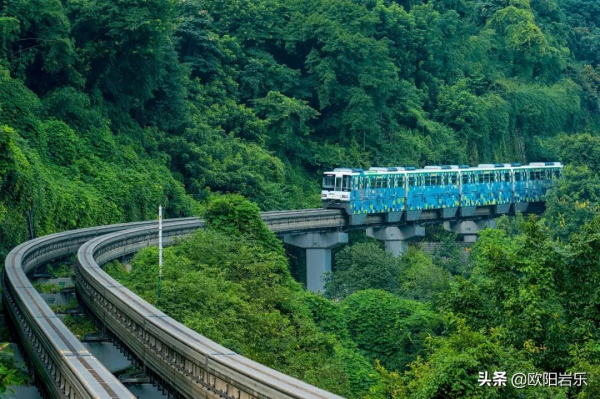6條自駕路線,在路上看遍絕美風景 6條自駕路線,在路上看遍絕美風景