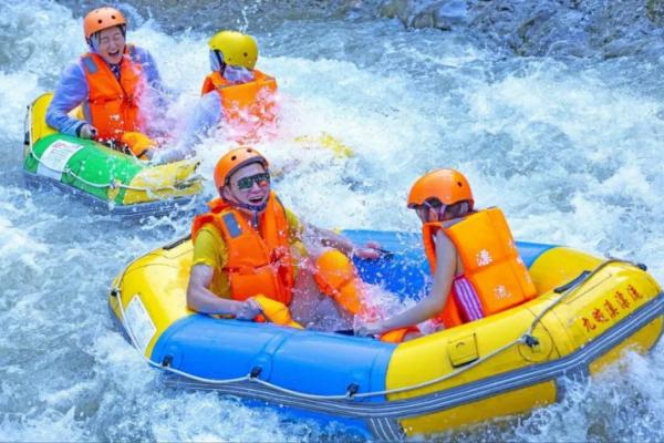 湖北此地有個漂流勝地，被譽為“三峽第一漂”，漂流全長13.2公里
