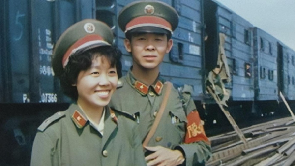 1987年，偵察兵傅平山在越南犧牲，遺體被敵軍澆築在水泥中