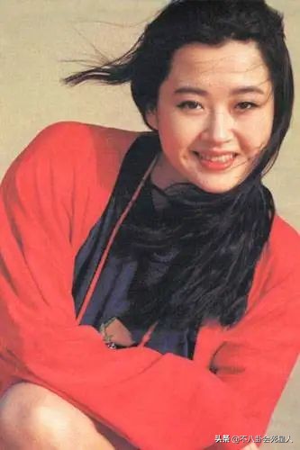 年過四十女星的今昔顏值，有的老了又苦又兇，有的越來越溫柔