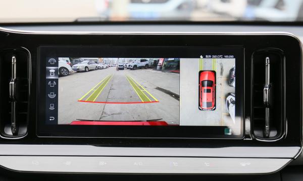 RC-5尊享型,提速8.8秒,配主動剎車能自動駕駛,10萬出頭可開走 RC-5尊享型,提速8.8秒,配主動剎車能自動駕駛,10萬出頭可開走