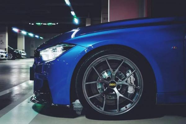 寶馬3系陪伴我3年15萬公里,最後我以改裝的方式來給它";第二春"; 寶馬3系陪伴我3年15萬公里,最後我以改裝的方式來給它";第二春";