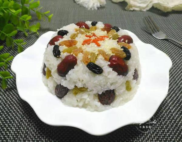 年夜飯，不管一年掙多少錢，16道菜要端上桌，寓意虎年萬事順意