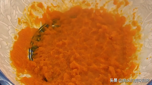 南瓜這樣做太好吃了，不放一滴水，香甜軟糯不粘牙，孩子搶著吃