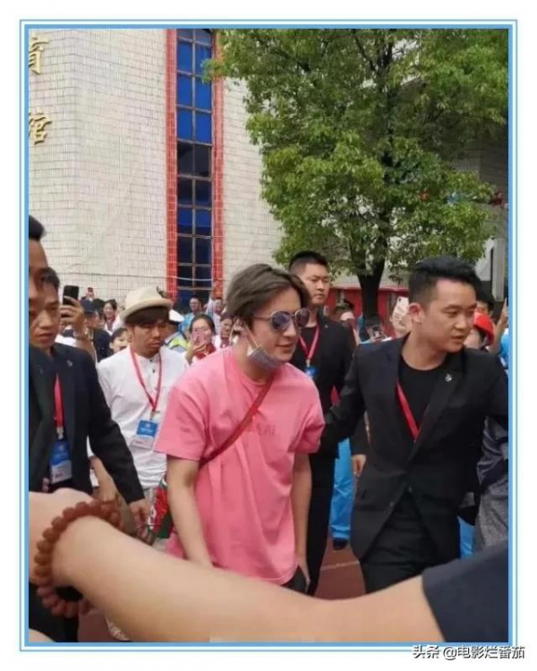 娛樂圈十大“油膩”男明星，有的去油成功，有的還在苦苦掙扎