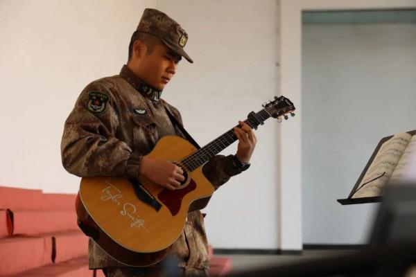 啟航2022!小鐵帶你解鎖不一樣的軍營假期! 啟航2022!小鐵帶你解鎖不一樣的軍營假期!