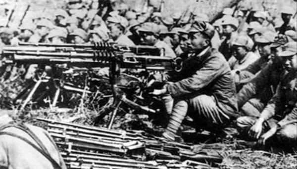 他是皖南事變逃出的最高將領,女兒找到之後,親自為其改名,為何 他是皖南事變逃出的最高將領,女兒找到之後,親自為其改名,為何