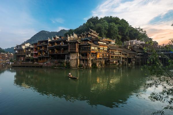 散文丨巴山：“鳳凰”尋夢