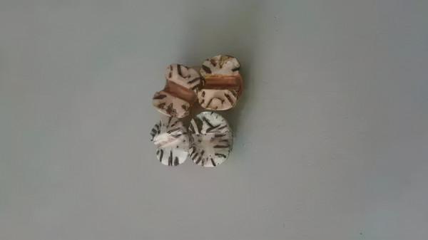 盤了八年的老核桃說砸就砸，這才是真土豪