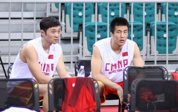 網評中國男籃10大後衛！現役有郭艾倫、趙睿