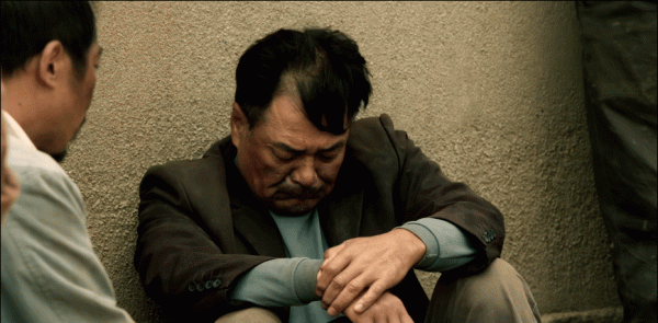 給過去一年“演技最好的10位老戲骨”排名，李幼斌第6，丁勇岱第2