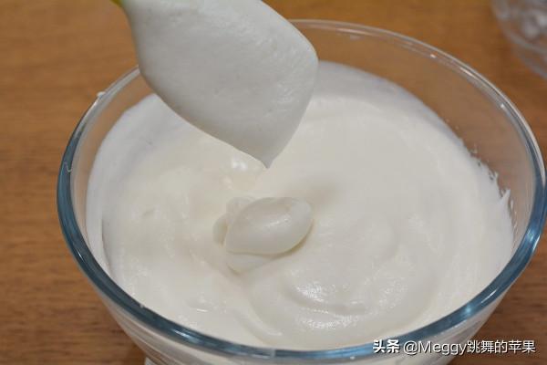 天使蛋糕卷，外皮白如雪，奶油餡口感像冰淇淋，這餡你肯定沒吃過