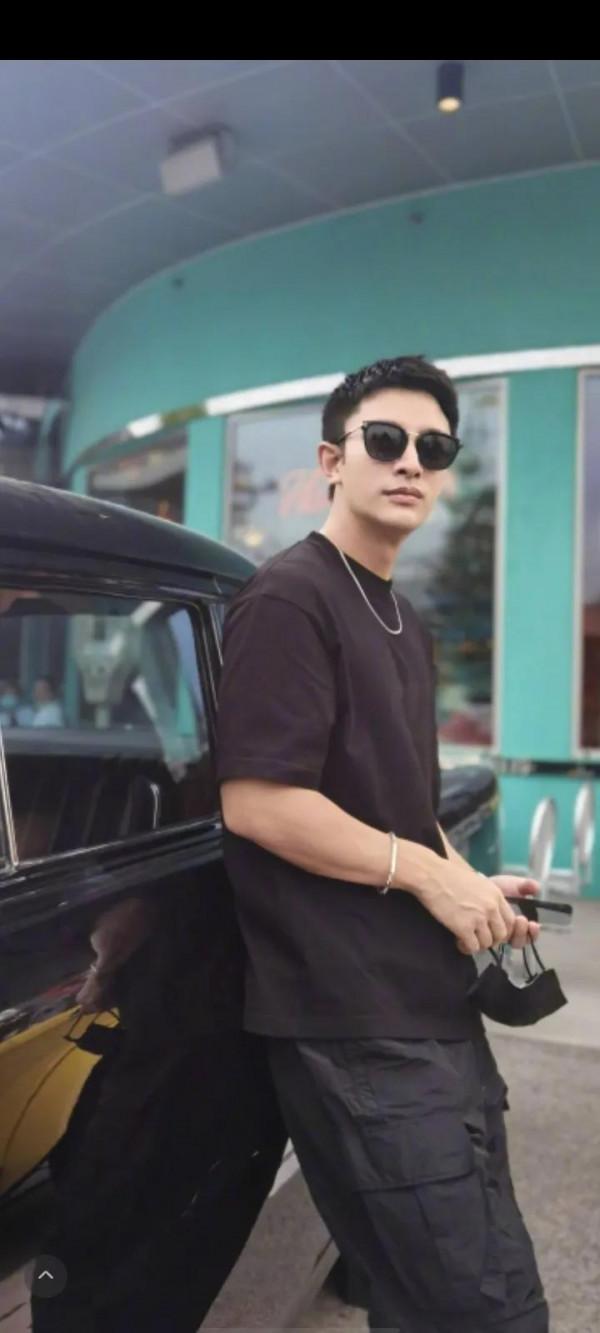 影壇帥哥高畫質照～賈乃亮