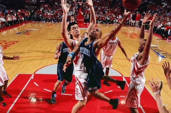 布澤爾反骨事件始末,如果他不走,詹姆斯也許一直在騎士 布澤爾反骨事件始末,如果他不走,詹姆斯也許一直在騎士