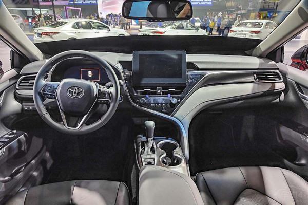 暢銷B級車PK，你選凱美瑞、雅閣還是帕薩特？