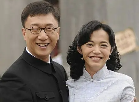 把《懸崖》和《潛伏》放在一起看，兩部諜戰劇的差距，就出來了