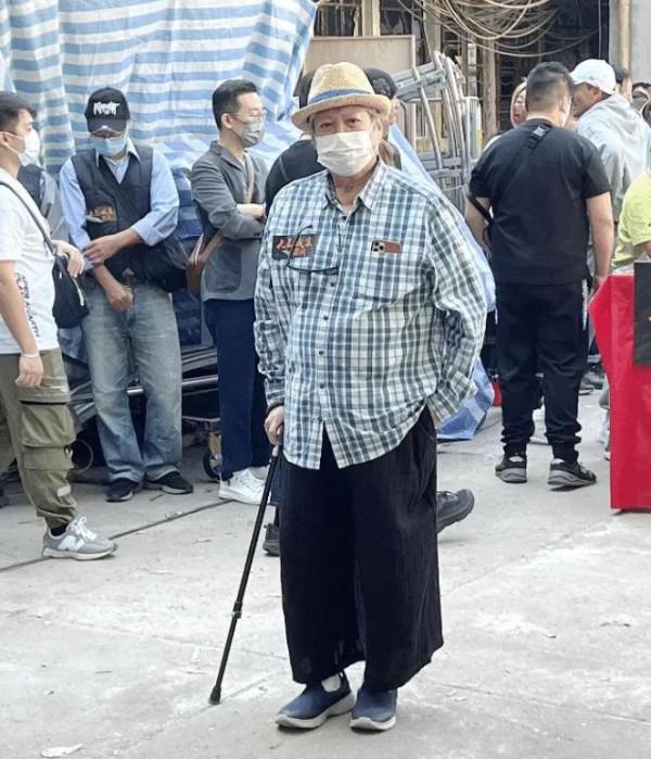 69歲洪金寶回應譚詠麟緋聞，還拿自己親歷事件舉例子