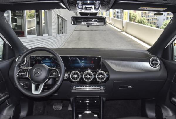 豪華入門級硬碰硬：寶馬X1和賓士GLA誰更有吸引力？