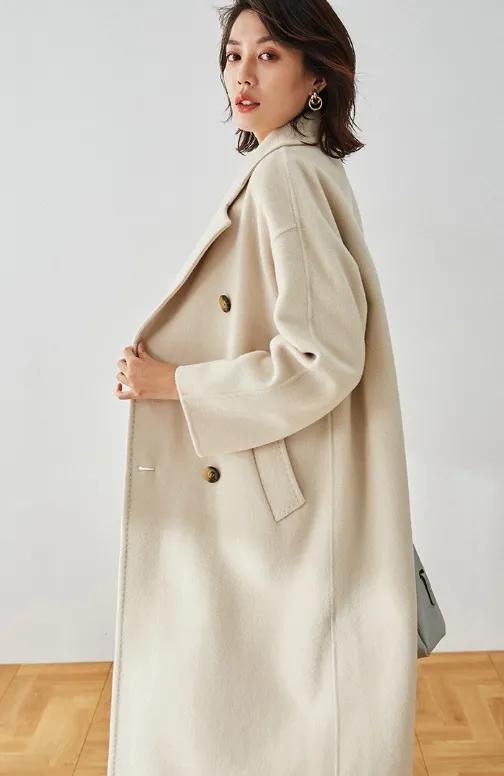 更吃香的“羊絨大衣”讓氣質飛昇