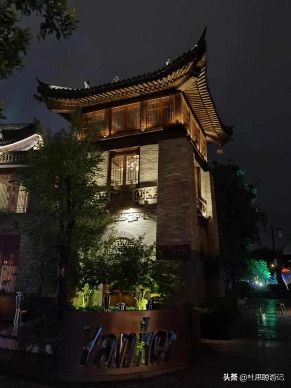 漢EV自駕洛陽,市內免費的洛邑古城的夜景是不會讓你失望的 漢EV自駕洛陽,市內免費的洛邑古城的夜景是不會讓你失望的