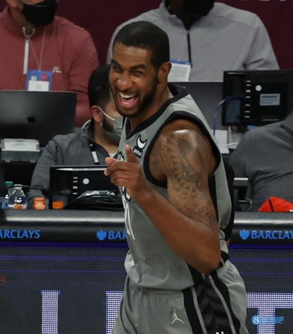 里程碑之夜！阿德替補出戰28分鐘16投10中砍下21分8板