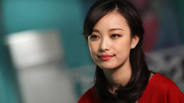 看完周冬雨的3次逆襲，才明白相貌平平的她為什麼會如此成功