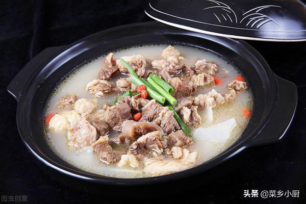 廚師長教你：“清燉牛肉”的做法，湯清肉爛，鮮美宜人