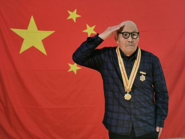 了不起的退役軍人｜抗戰老兵徐玉珍：一瘸一拐，也要上戰場做貢獻