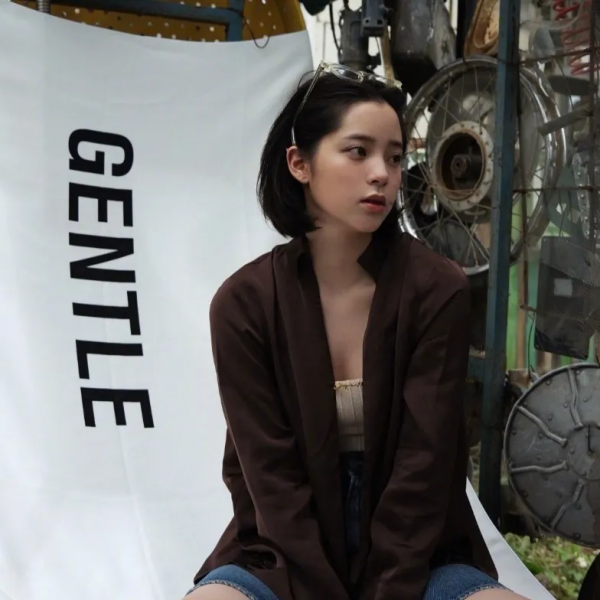 中秋小長假跟著周也歐陽娜娜變身時髦精